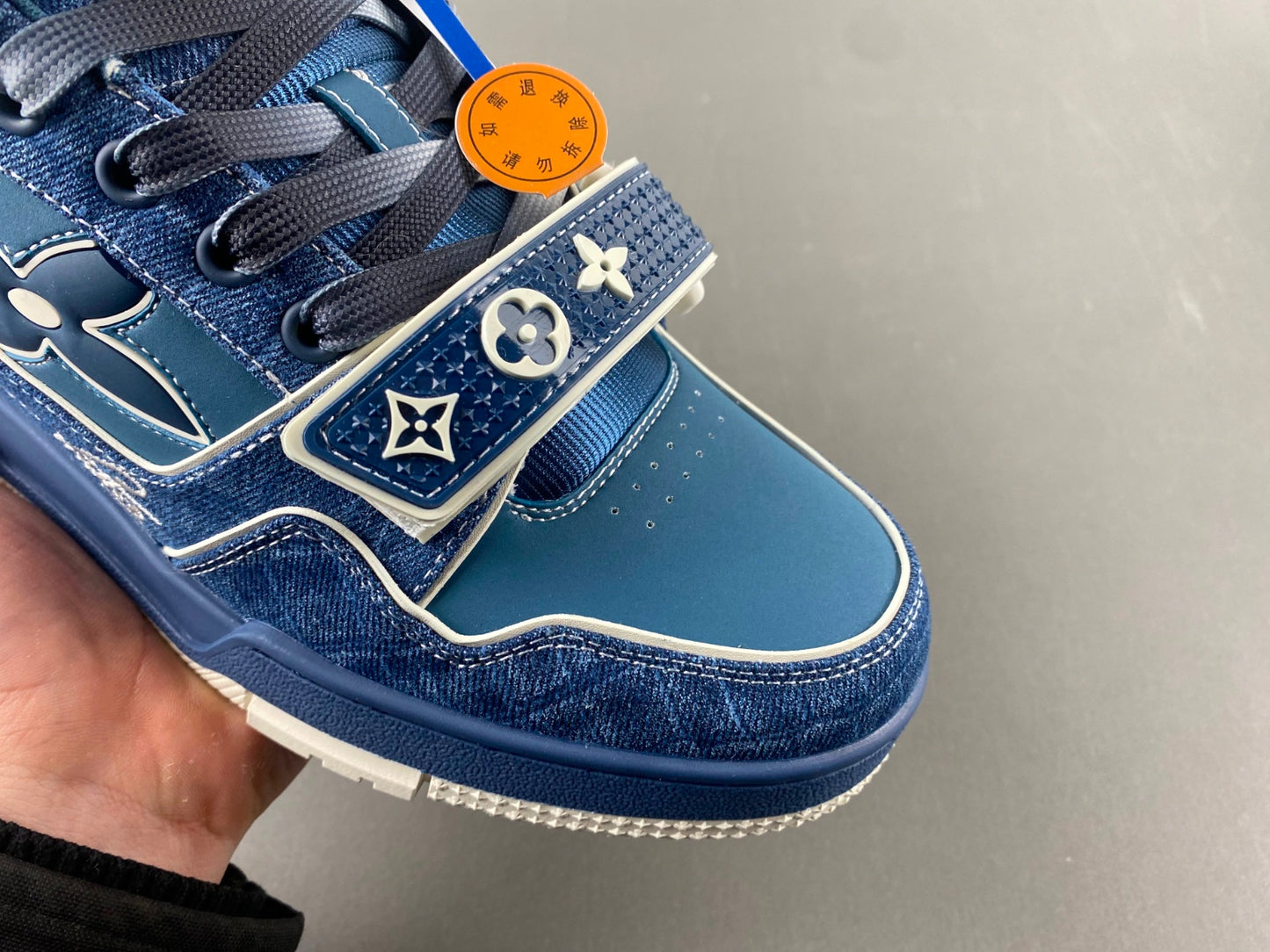 LV. TRAINER #1