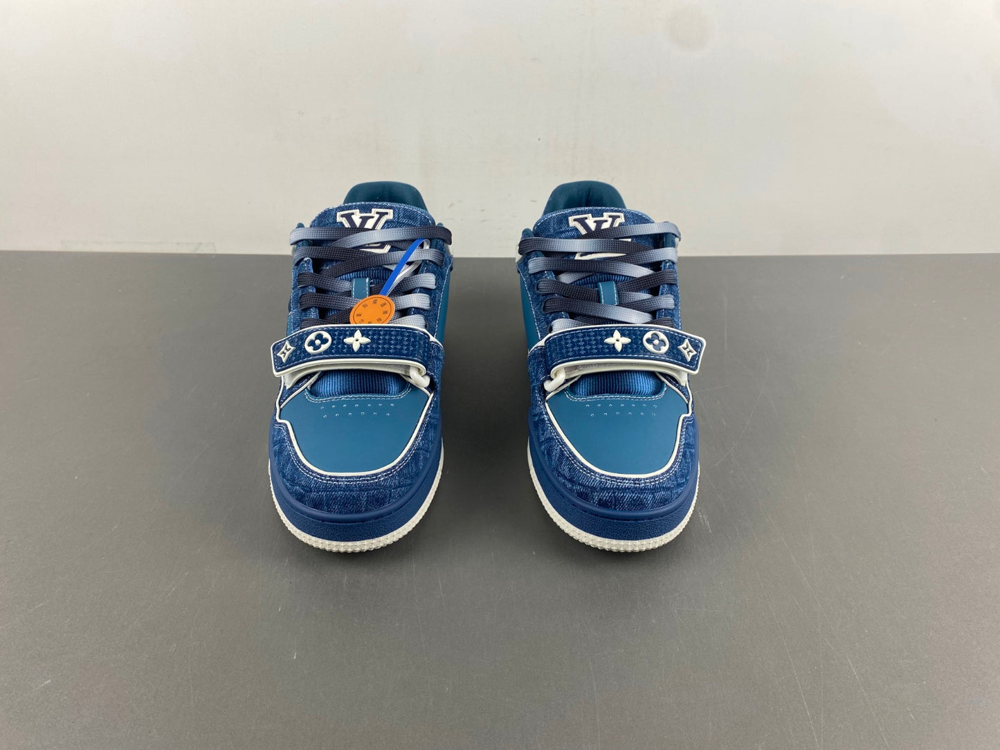 LV. TRAINER #1