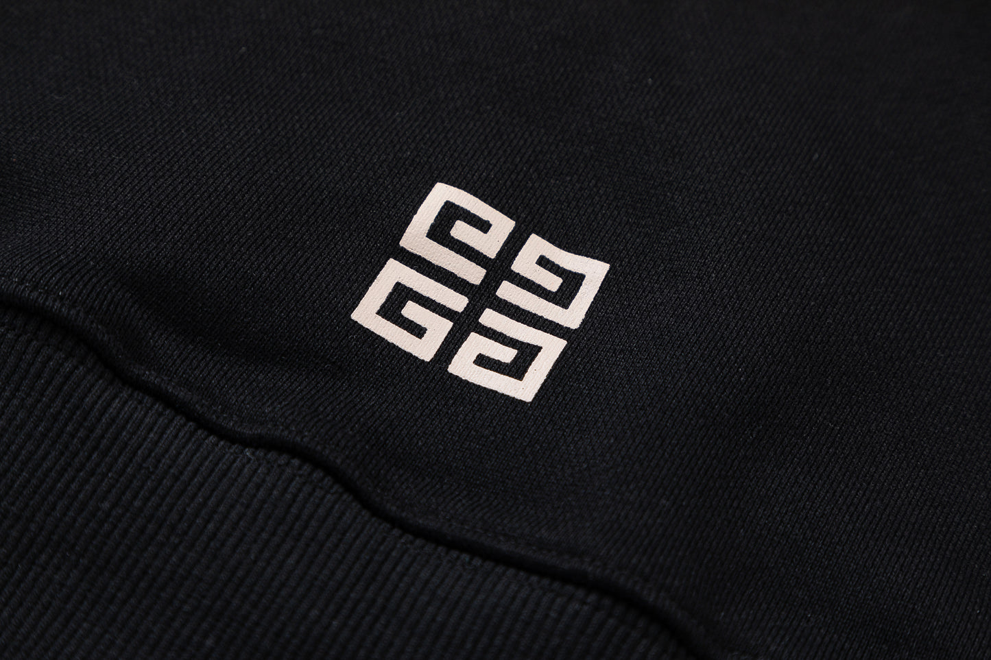 SWEAT À CAPUCHE GIVENCHY #1